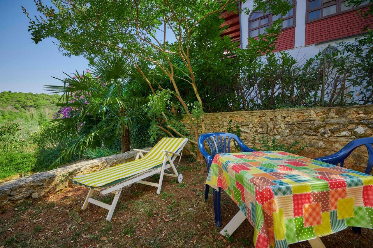Apartments Davorka Banjole Ngoại thất bức ảnh