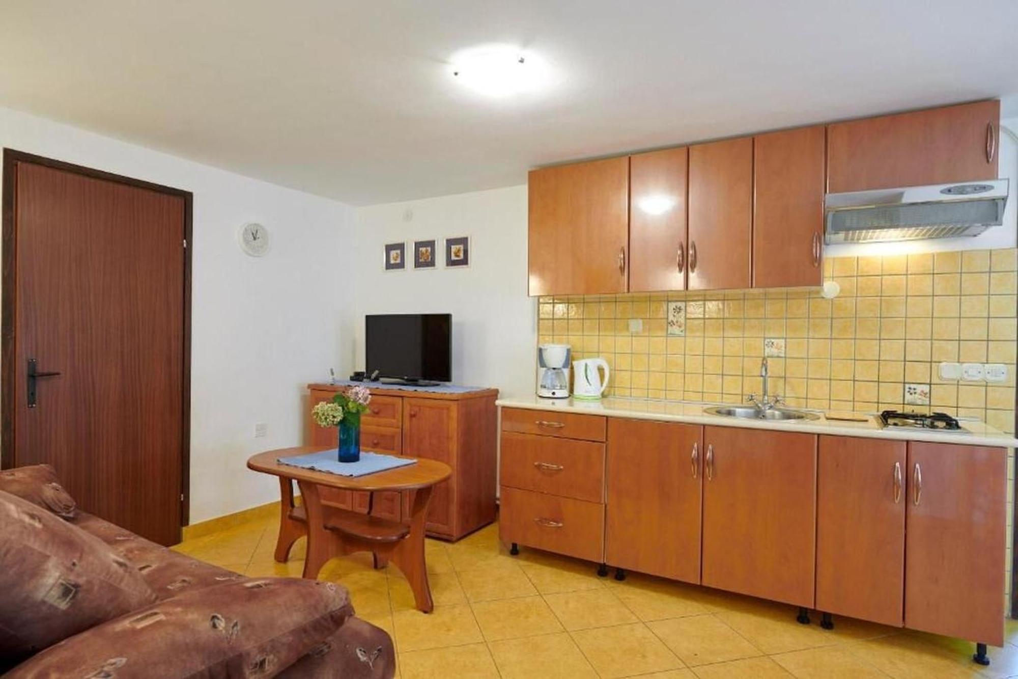 Apartments Davorka Banjole Ngoại thất bức ảnh